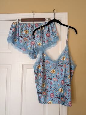 Victoria’s Secret Floral Lace Cami & Shorts Pajama Set Size XL Fairy Feminine